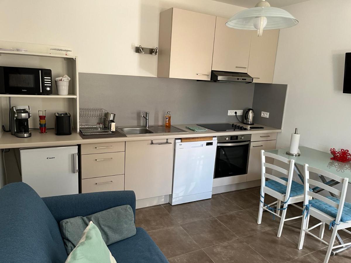 Apartament Aux 3 Domaines T2 Avec Terrasse Hyères Zewnętrze zdjęcie