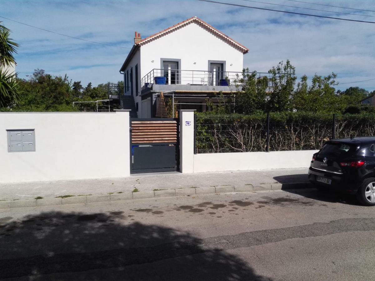 Apartament Aux 3 Domaines T2 Avec Terrasse Hyères Zewnętrze zdjęcie